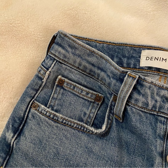 DENIM FORUM SHORTS, Size 25 - Picture 8 of 12